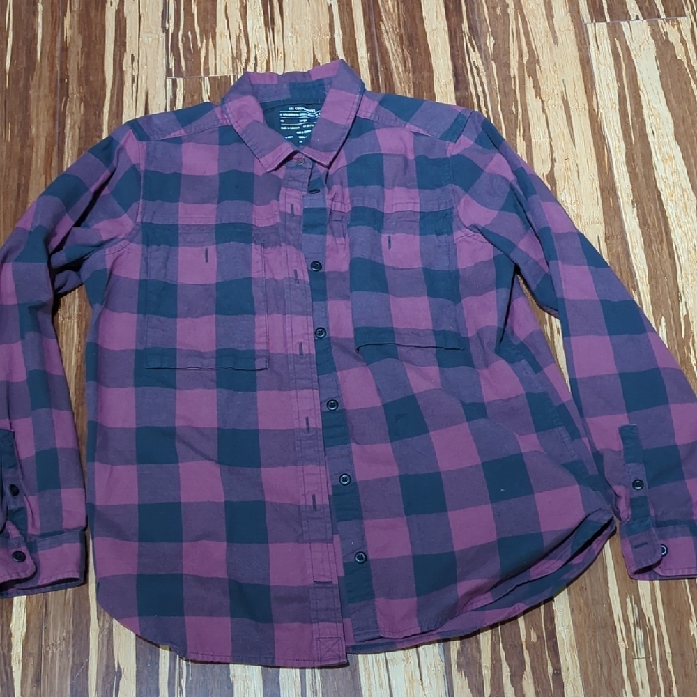 REI Checkered Plaid Shirt red black